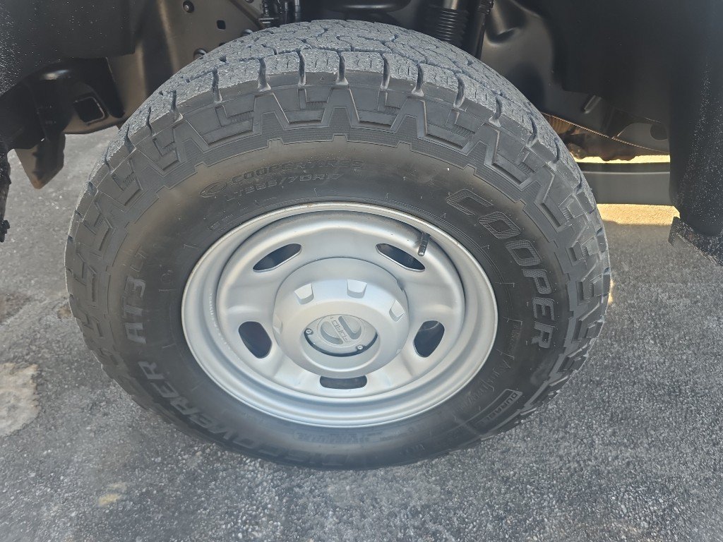 Used 2017 Ford F250 XL w/ Power Equipment Group AWD/4WD image 33
