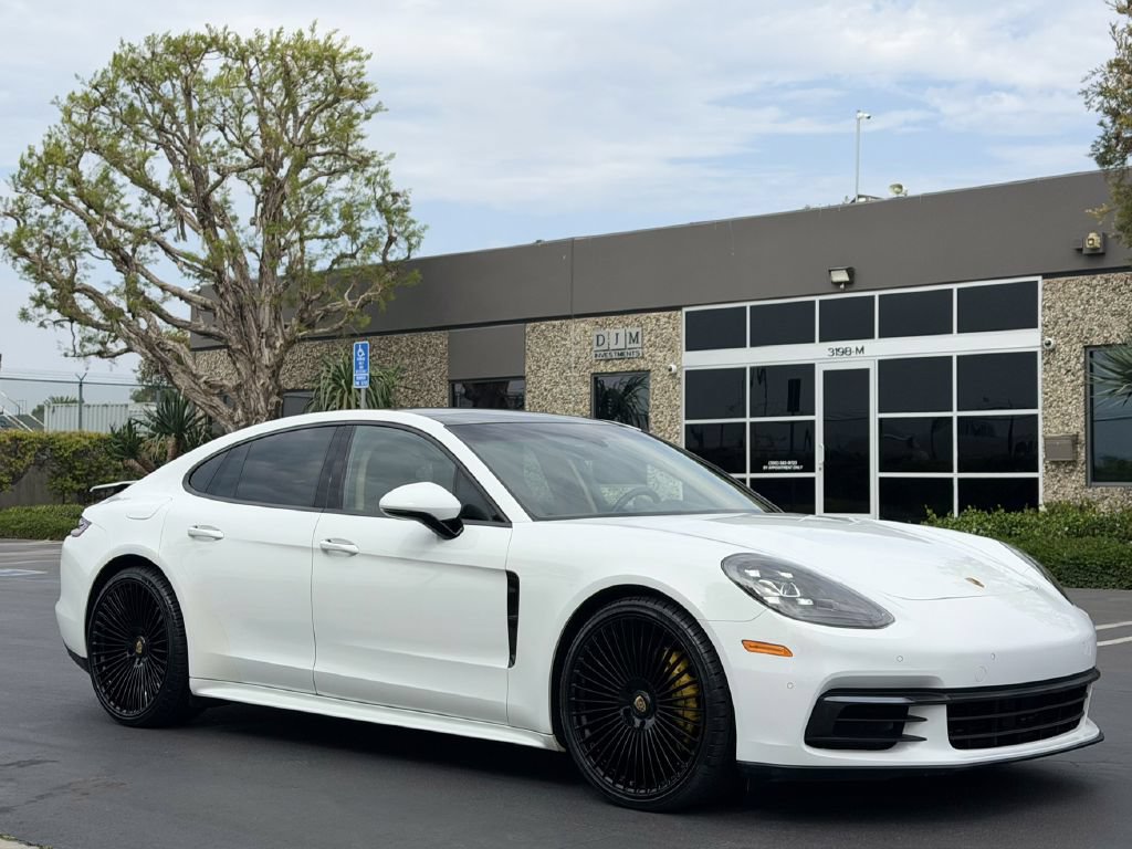 Used 2018 Porsche Panamera 4 AWD/4WD image 4