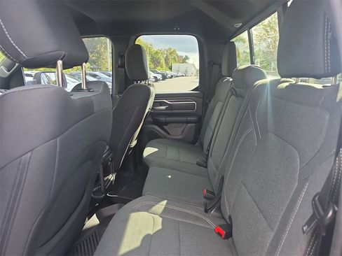 Used 2021 RAM 1500 Big Horn image 9