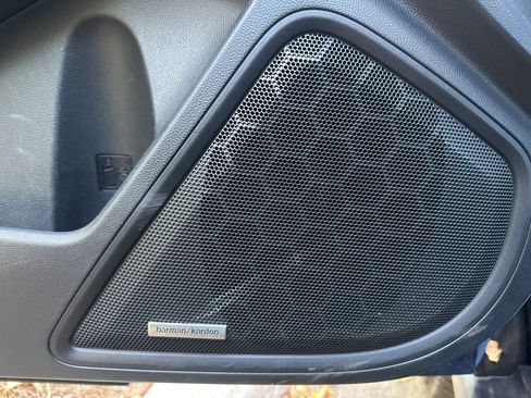 Used 2022 Subaru Outback Touring XT image 21