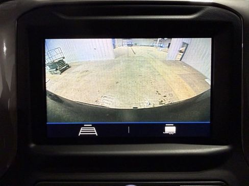 Used 2021 Chevrolet Silverado 1500 Custom Trail Boss w/ Midnight Edition image 18