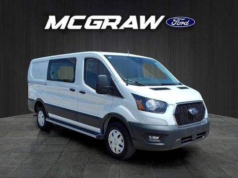 Certified 2025 Ford Transit 250 Low Roof w/ Exterior Upgrade Package RWD image 7