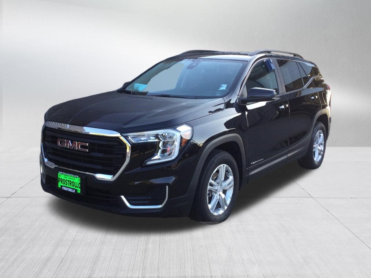Used 2022 GMC Terrain SLE w/ Driver Convenience Package AWD/4WD image 2