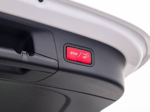 New 2026 Mercedes-Benz GLA 250 4MATIC image 31