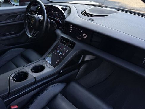 Used 2022 Porsche Taycan RWD image 46