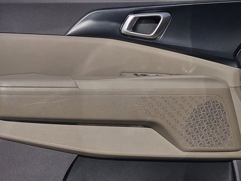 New 2026 Kia Carnival image 16