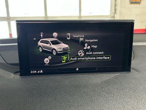 Used 2018 Audi Q7 3.0T Premium image 16