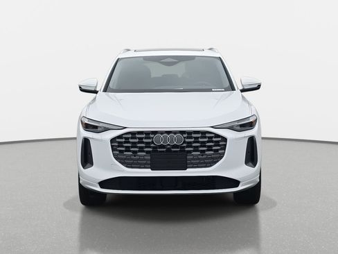 New 2025 Audi Q5 Premium Plus image 2