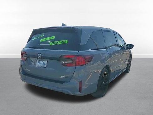 Used 2025 Honda Odyssey Sport-L image 6