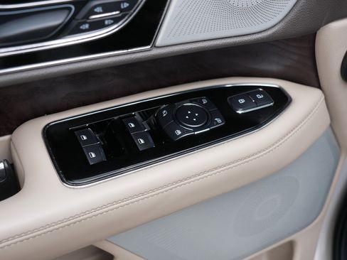 Used 2022 Lincoln Navigator L Reserve w/ Equipment Group 201A image 19