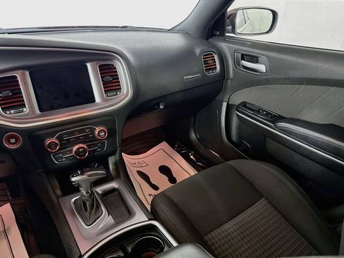 Used 2019 Dodge Charger GT RWD image 22