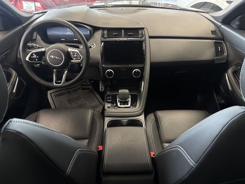 Certified 2024 Jaguar E-PACE R-Dynamic SE image 18