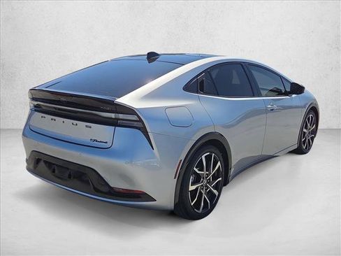 Used 2024 Toyota Prius Prime FWD image 5