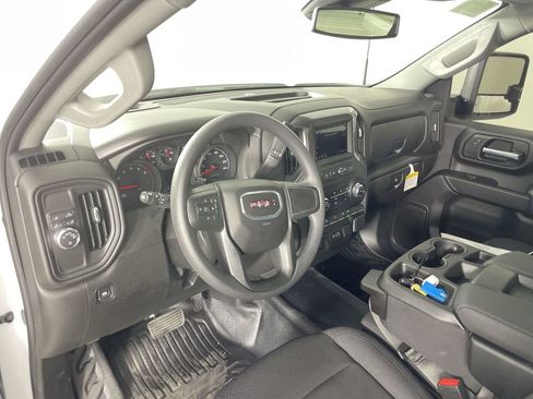 New 2025 GMC Sierra 2500 Pro w/ Convenience Package image 10