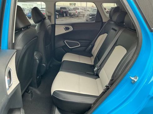 Used 2023 Kia Soul GT-Line image 18