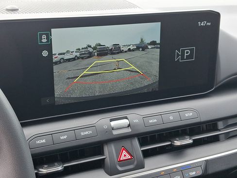 New 2026 Kia K4 FWD image 12