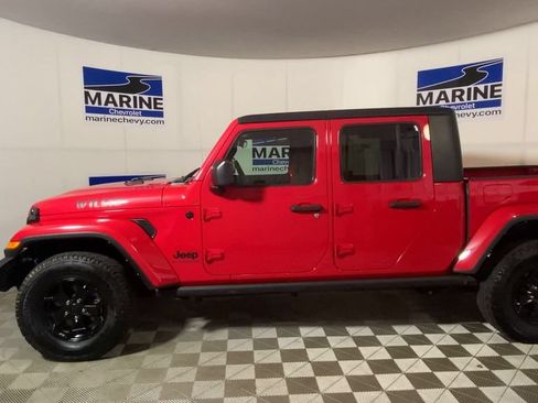 Used 2021 Jeep Gladiator Sport AWD/4WD image 7