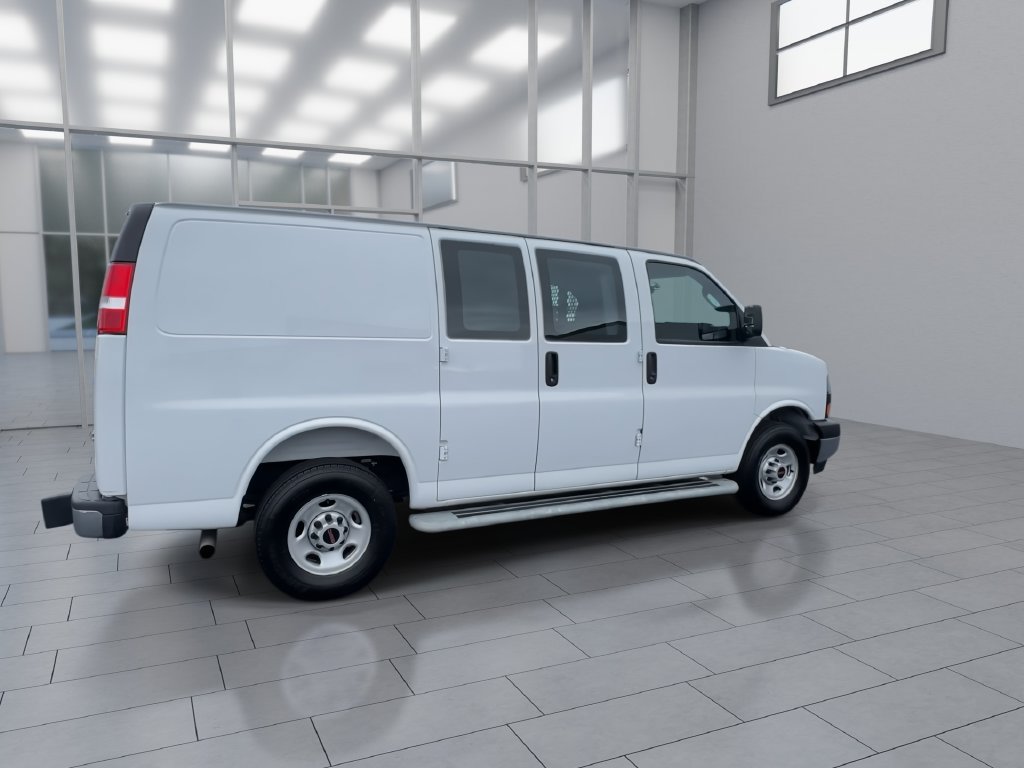 Used 2025 GMC Savana 2500 w/ Driver Convenience Package RWD image 8