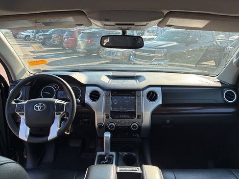 Used 2016 Toyota Tundra Limited w/ Limited Premium Package image 17