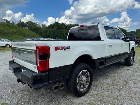 Used 2025 Ford F350 King Ranch AWD/4WD image 9