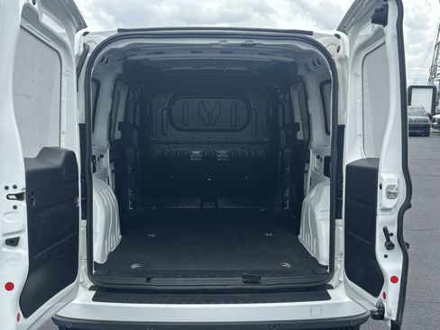 Used 2022 RAM ProMaster City Tradesman FWD image 17