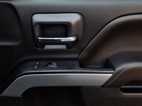 Used 2018 Chevrolet Silverado 1500 LTZ Z71 w/ LPO, Black Pack image 21