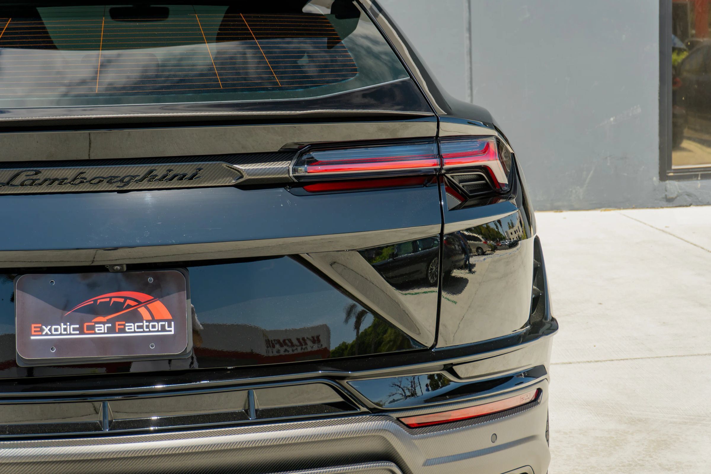 Used 2024 Lamborghini Urus Performante AWD/4WD image 43