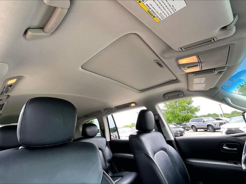 Used 2017 INFINITI QX80 2WD image 13