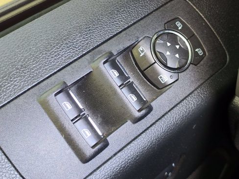 Used 2016 Ford F150 Lariat w/ Equipment Group 502A Luxury AWD/4WD image 17