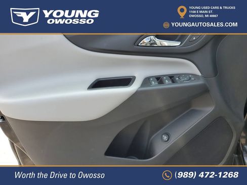 Used 2019 Chevrolet Equinox LT w/ Driver Convenience Package AWD/4WD image 22