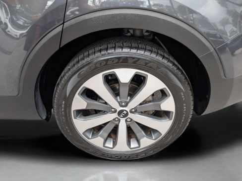 Used 2020 Kia Telluride S image 39