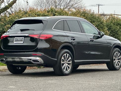 New 2026 Mercedes-Benz GLC 300 4MATIC image 3
