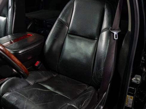 Used 2008 Cadillac Escalade AWD image 12