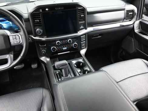 Used 2025 Ford F150 Lariat w/ Equipment Group 501A Mid AWD/4WD image 12