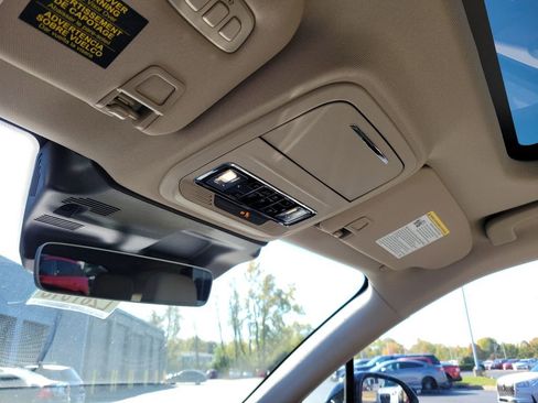 New 2026 Lincoln Corsair Premiere image 30