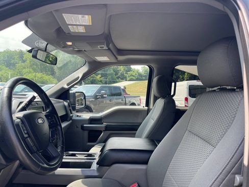 Used 2016 Ford F150 XLT w/ Equipment Group 302A Luxury AWD/4WD image 19