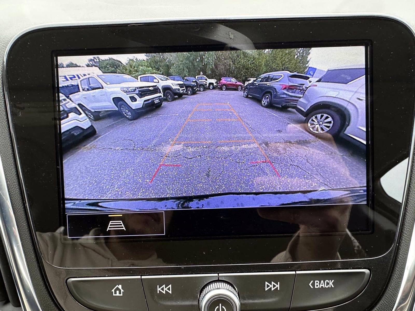 Used 2023 Chevrolet Equinox Premier AWD/4WD image 22