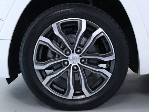 Used 2020 GMC Terrain Denali w/ Denali Premium Package image 40