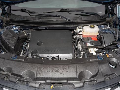 Used 2023 Chevrolet Traverse LT FWD image 38