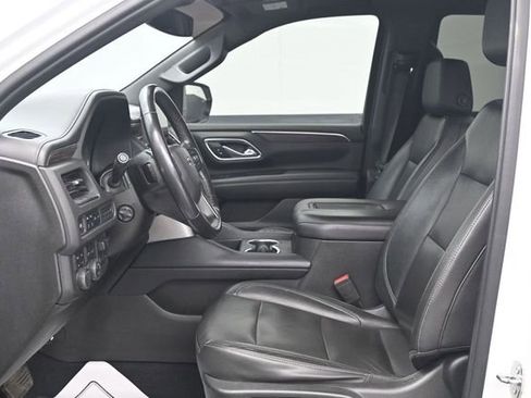 Used 2021 Chevrolet Tahoe Z71 w/ Z71 Signature Package AWD/4WD image 7