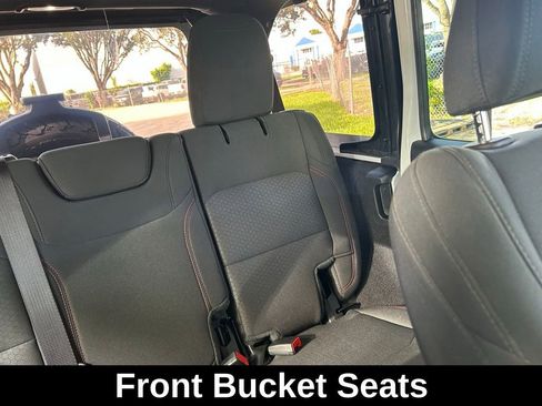 Certified 2022 Jeep Wrangler Unlimited Rubicon image 15