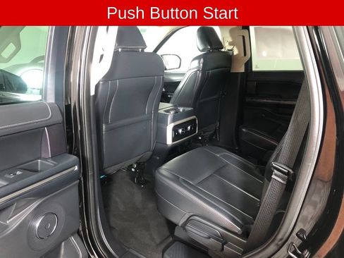 Used 2024 Ford Expedition XLT AWD/4WD image 12