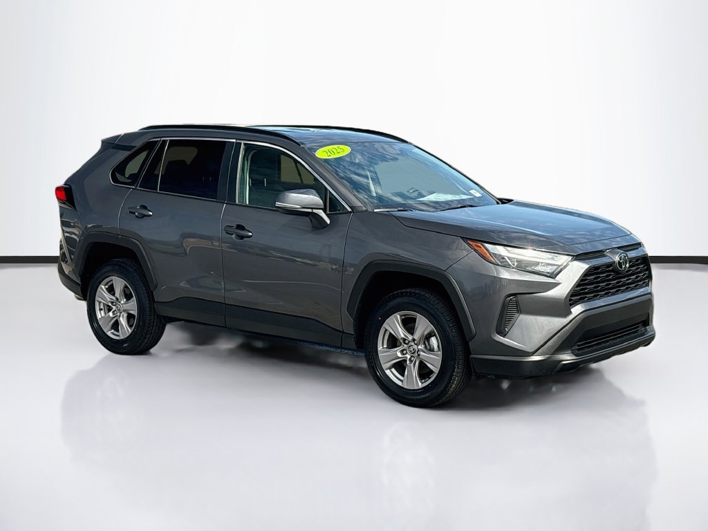 Certified 2025 Toyota RAV4 XLE FWD image 3