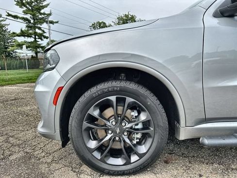 Used 2023 Dodge Durango SXT w/ SXT Blacktop Group AWD/4WD image 22