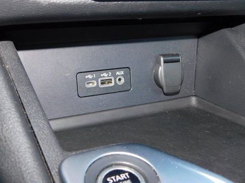 Used 2023 Nissan Sentra SV image 29