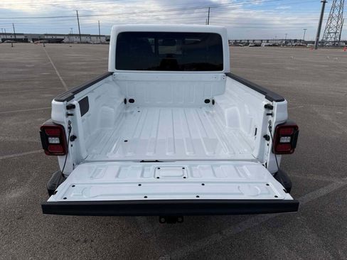 New 2026 Jeep Gladiator Mojave image 20