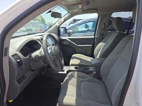 Used 2019 Nissan Frontier SV RWD image 5