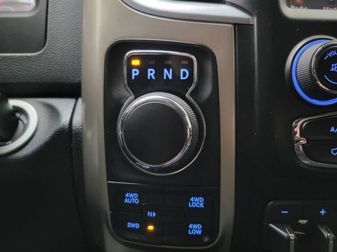 Used 2015 RAM 1500 Big Horn image 13