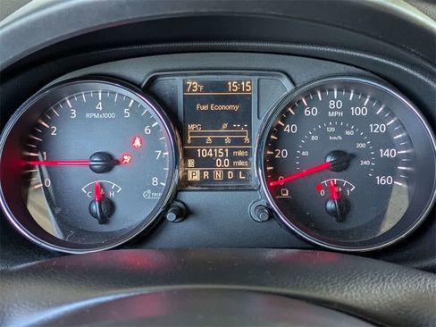 Used 2013 Nissan Rogue SV w/ Premium Pkg image 32