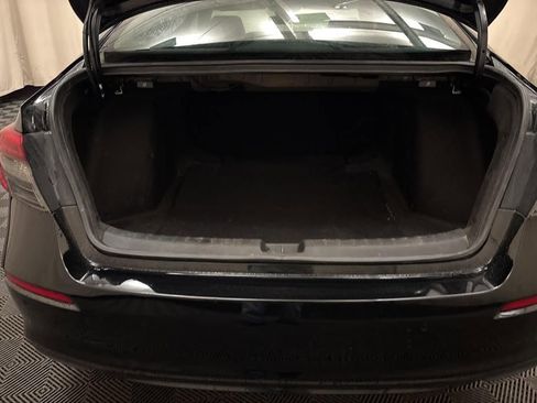 Used 2022 Honda Civic Touring image 10